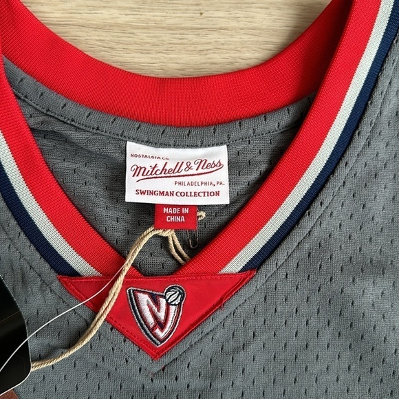 Swingman Jason Kidd New Jersey Nets Alternate 2004-05 Jersey - Picture 7 of 9